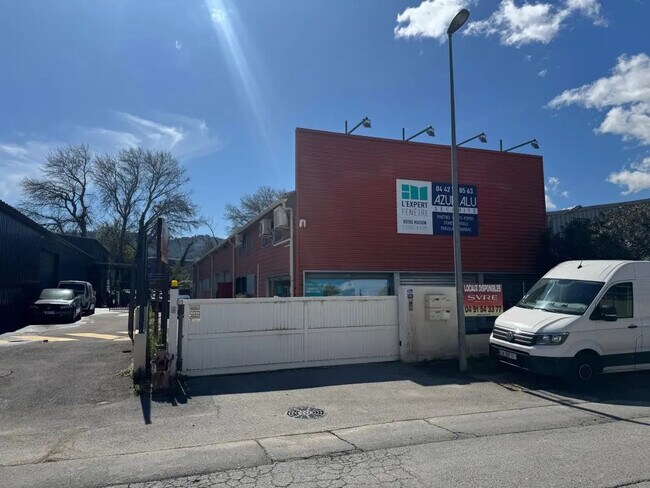 Plus de détails pour Industriel/Logistique à louer