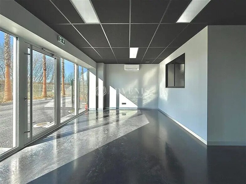 Local d’activités dans INDRE à louer - Photo intérieure – Image 3 sur 6