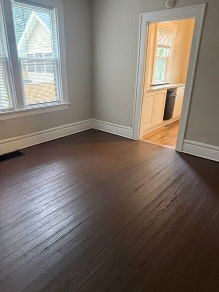 2480 Deming Ave, Columbus, OH à vendre - Photo de l’immeuble – Image 3 sur 22