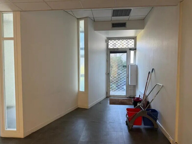 55 Rue Charles Frérot, Gentilly à louer - Photo intérieure – Image 2 sur 7