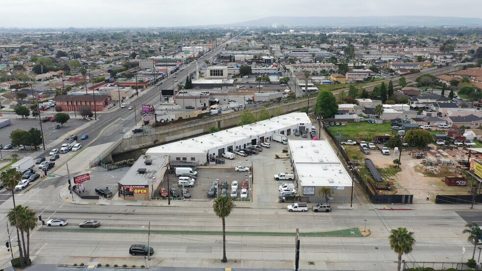 3124 W Rosecrans Ave, Hawthorne, CA à louer - Photo de l’immeuble – Image 2 sur 4