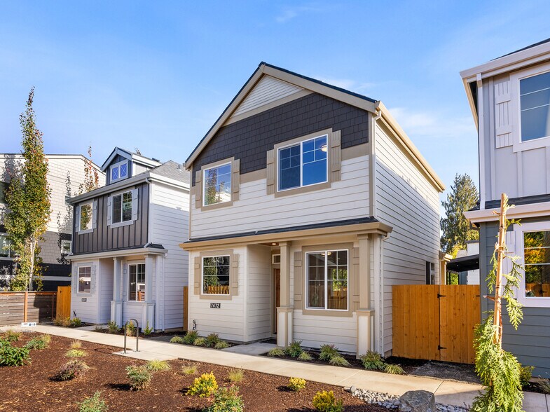 7472 N Polk Ave, Portland, OR à vendre - Photo principale – Image 1 sur 1