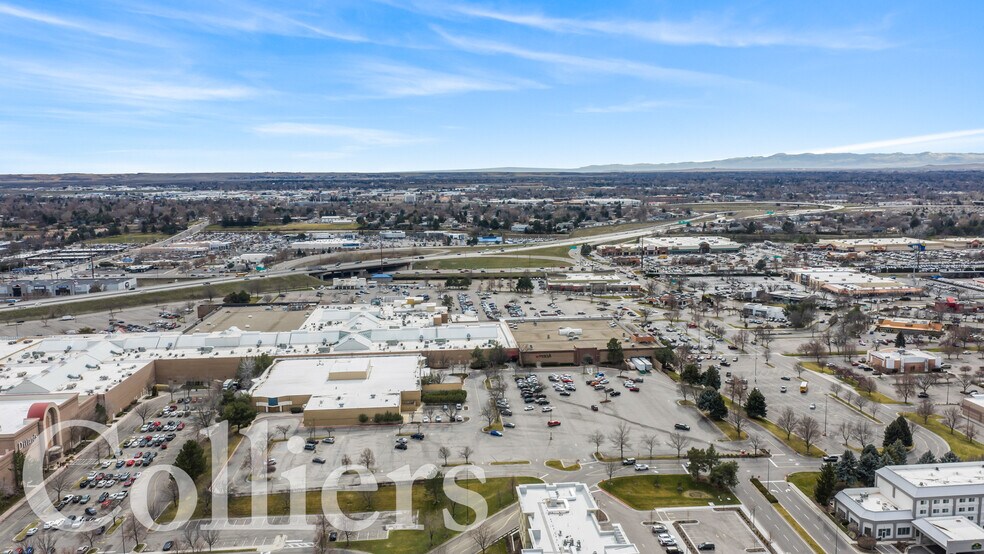 460 N Milwaukee St, Boise, ID à vendre - Photo de l’immeuble – Image 2 sur 9