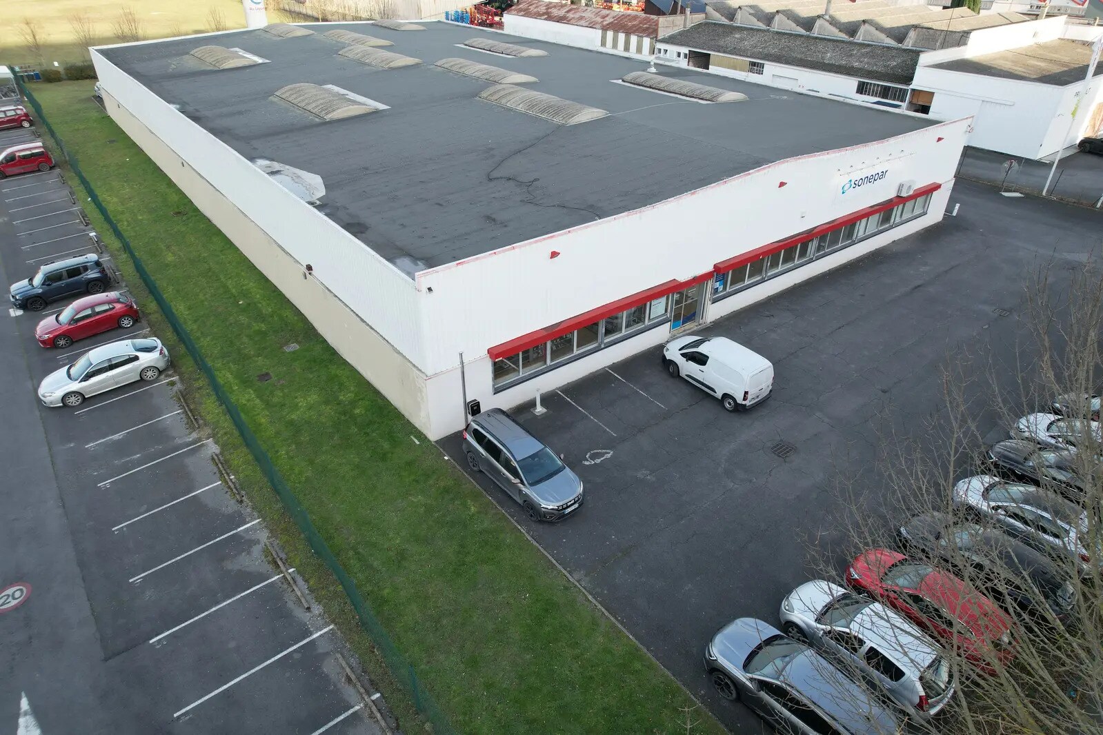 104 Rue De Courcelles, Reims à louer Photo de l’immeuble– Image 1 sur 6