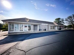 6001 Bluffton Rd, Fort Wayne, IN à louer Photo de l’immeuble– Image 1 sur 8
