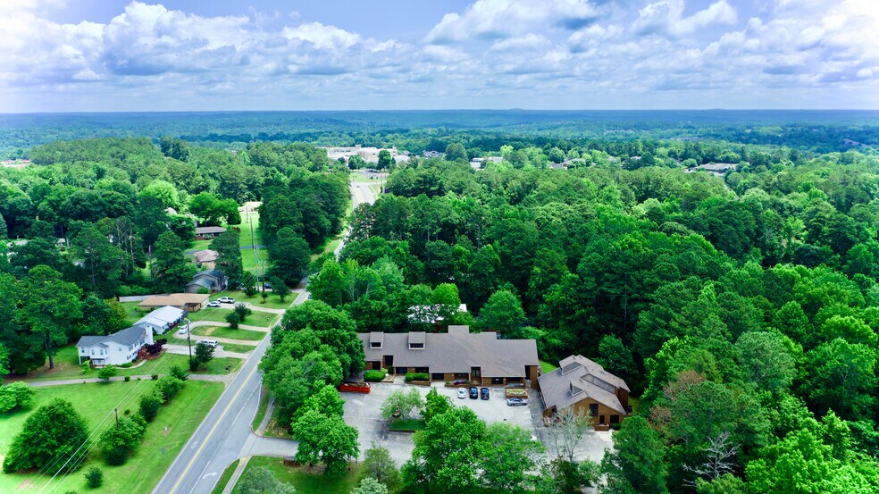 1309 Milstead Ave NE, Conyers, GA à louer - Photo de l’immeuble – Image 3 sur 3