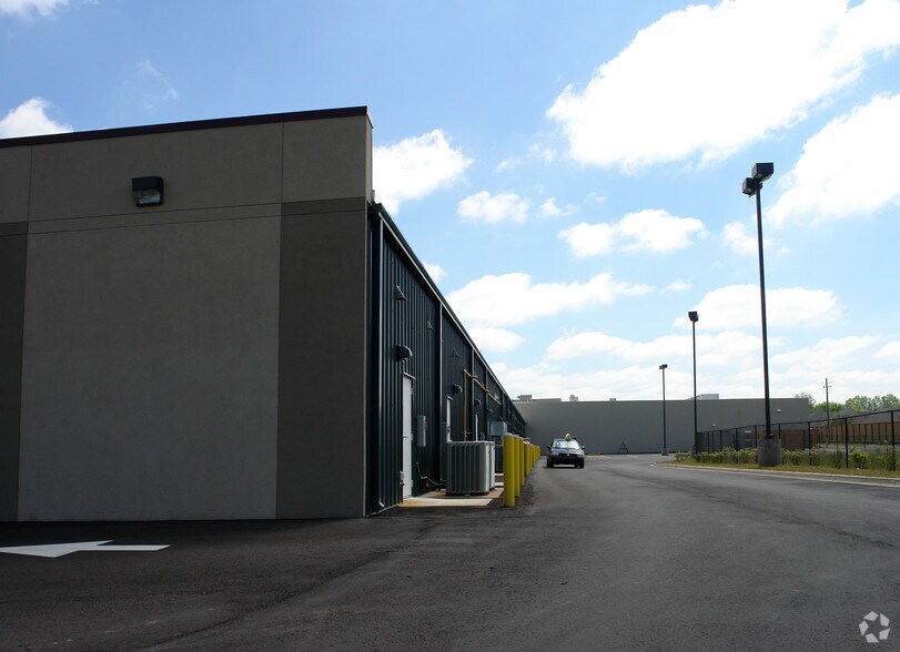 1101 Southview Ln, Tuscaloosa, AL à louer - Photo de l’immeuble – Image 2 sur 4