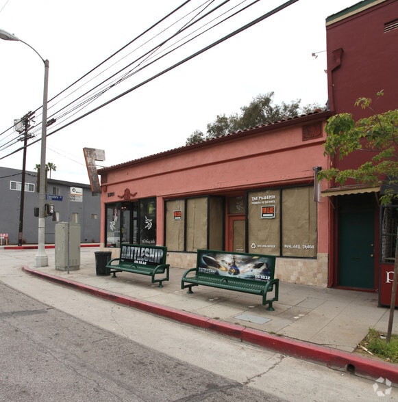 3301-3303 Cahuenga Blvd W, Los Angeles, CA à louer - Photo de l’immeuble – Image 2 sur 12