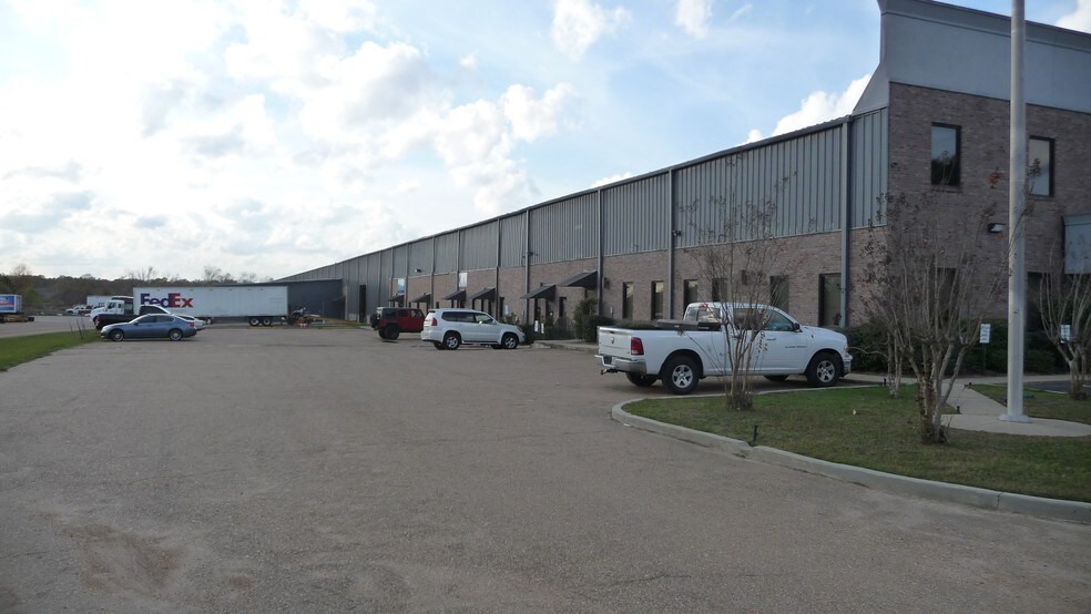 1576 Old Fannin Rd, Brandon, MS à louer - Photo de l’immeuble – Image 2 sur 27