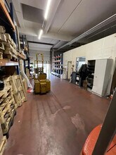 Industriel/Logistique dans Gennevilliers à louer Photo de l’immeuble– Image 2 sur 37