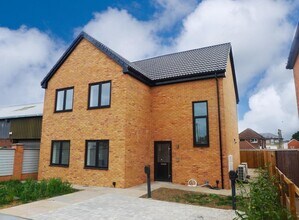 1 Collar Close, Shefford à louer Photo de l’immeuble– Image 1 sur 2