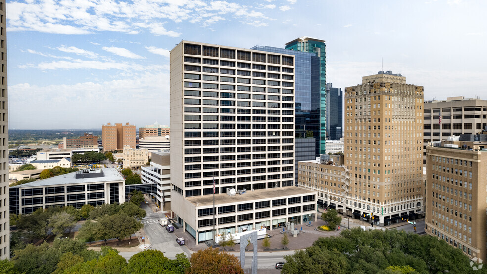 500 W 7th St, Fort Worth, TX à louer - Photo principale – Image 1 sur 24