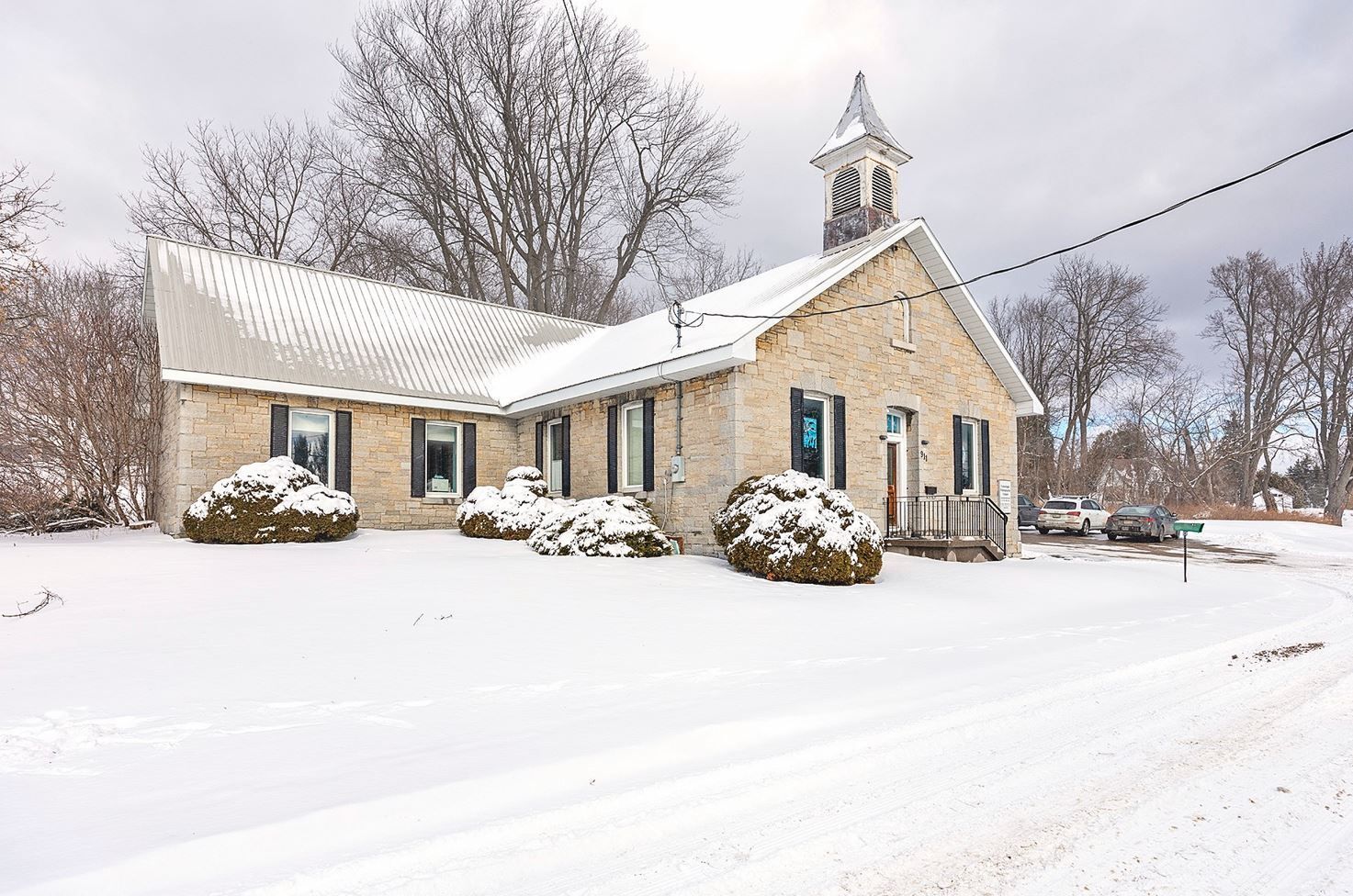 911 Purdy Mills Rd, Kingston, ON à vendre Photo principale– Image 1 sur 13