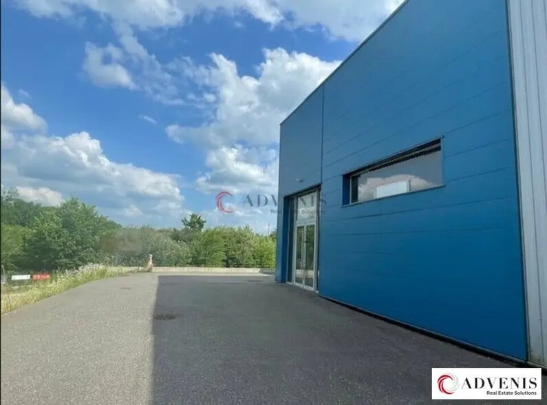 Industriel/Logistique dans Tresses à louer - Photo de l’immeuble – Image 3 sur 3