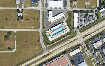 1260-1261 NE 8th St, Cape, Cape Coral, FL - Vue aérienne vue de carte - Image1
