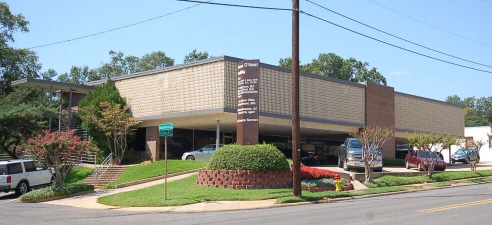 2210 Line Ave, Shreveport, LA à louer - Photo de l’immeuble – Image 1 sur 3