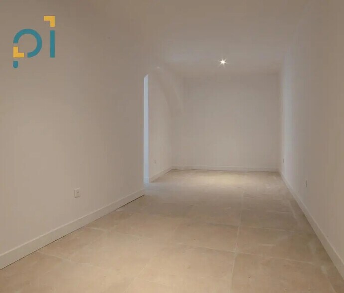 Local commercial dans Lambesc à vendre - Photo de l’immeuble – Image 3 sur 5