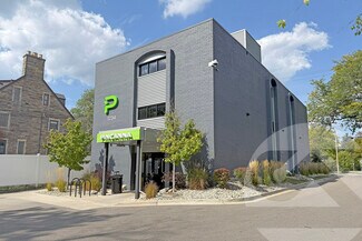 Plus de détails pour 1234 E Grand River Ave, East Lansing, MI - Local commercial à vendre