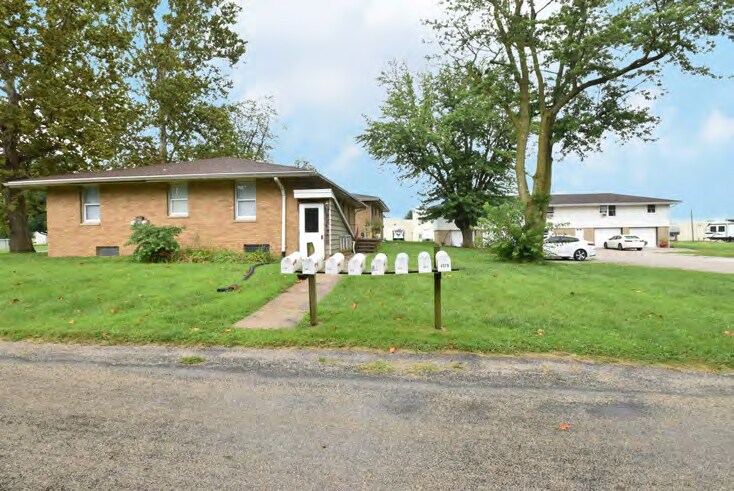 517 E Monroe St, Metamora, IL à vendre - Photo de l’immeuble – Image 3 sur 39