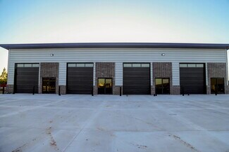 Plus de détails pour 110 Yukon Crossing Ave, Yukon, OK - Industriel/Logistique à louer