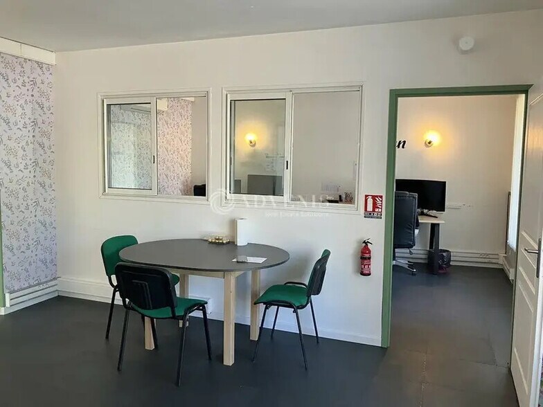 Bureau dans Bourges à louer - Photo intérieure – Image 2 sur 3