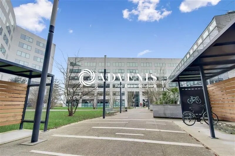 Bureau dans Noisy-le-Grand à louer Photo de l’immeuble– Image 1 sur 11