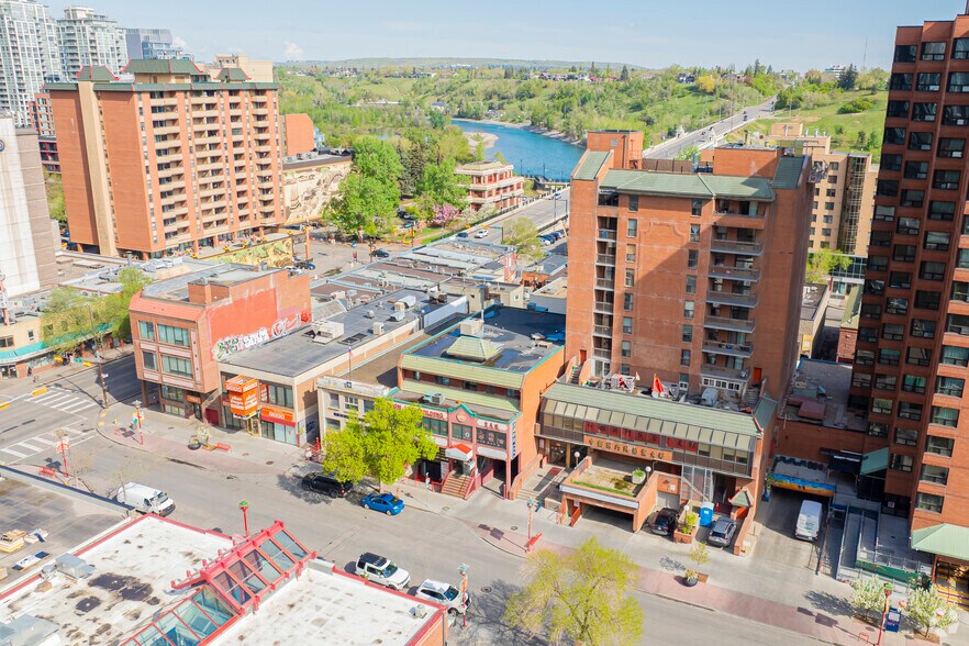 114 3rd Ave SE, Calgary, AB à louer - Aérien – Image 3 sur 3
