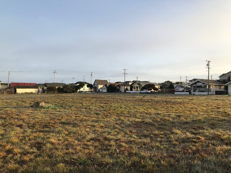 251 S Franklin St, Fort Bragg, CA à vendre - Photo de l’immeuble – Image 1 sur 1
