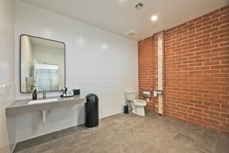1520-1528 Cloverfield Blvd, Santa Monica, CA à louer Photo intérieure– Image 1 sur 5