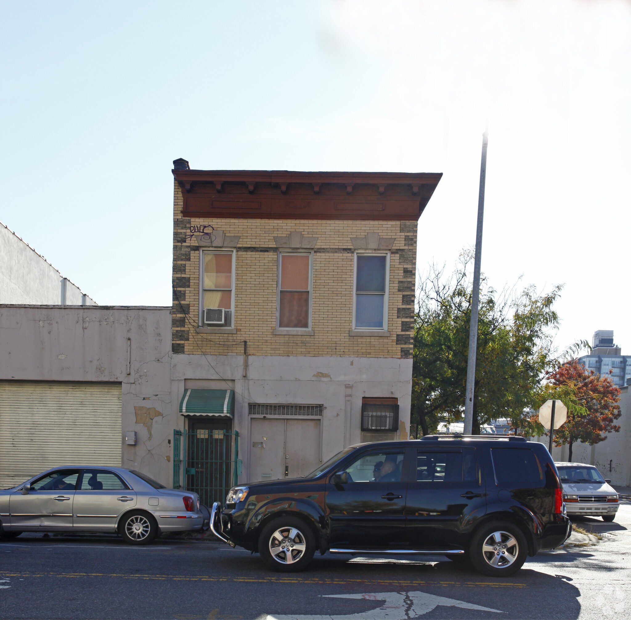317-319 3rd Ave, Brooklyn, NY à louer Photo de l’immeuble– Image 1 sur 25
