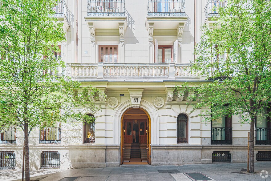 Espace de coworking dans Madrid, Madrid à louer - Photo de l’immeuble – Image 3 sur 5