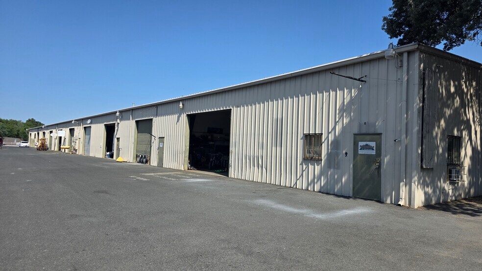 19506 Industrial Dr, Sonora, CA à vendre - Photo de l’immeuble – Image 1 sur 21