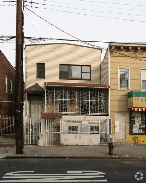 729 Liberty Ave, Brooklyn, NY à vendre - Photo de l’immeuble – Image 2 sur 5