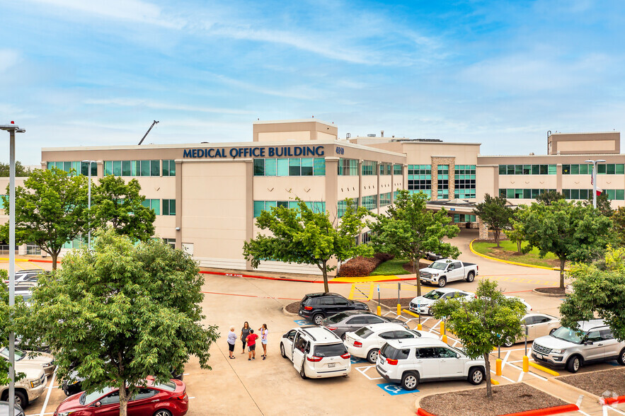 4510 Medical Center Dr, McKinney, TX à louer - Photo de l’immeuble – Image 3 sur 4