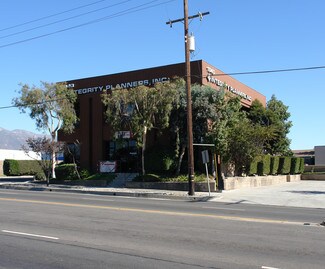 Plus de détails pour 1040 N Benson Ave, Upland, CA - Bureau/Local commercial à louer
