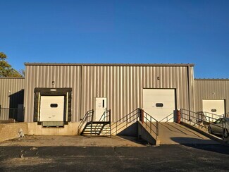 Plus de détails pour 1101 S Broadway St, Yankton, SD - Industriel/Logistique à louer