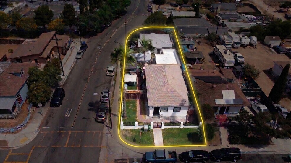 853 S 32nd St, San Diego, CA à vendre - Photo de l’immeuble – Image 2 sur 23