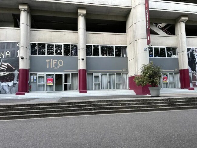 Plus de détails pour 3 Boulevard Saint-Symphorien, Longeville-lès-Metz - Local commercial à louer