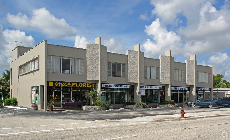 2050-2058 E Oakland Park Blvd, Fort Lauderdale, FL à louer - Photo de l’immeuble – Image 3 sur 3
