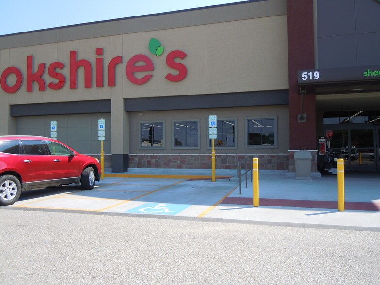 511-521 E Yeagua St, Groesbeck, TX à louer - Photo de l’immeuble – Image 2 sur 2