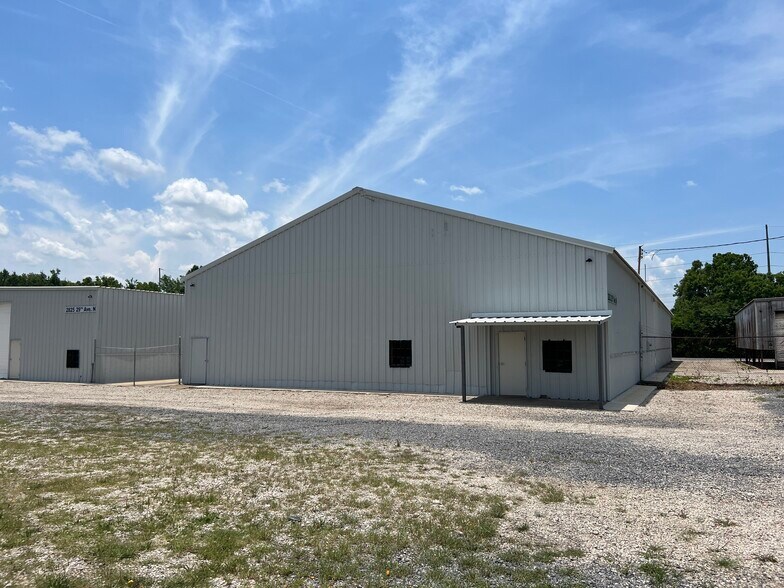 2717 28th North Ave, Birmingham, AL à vendre - Photo principale – Image 1 sur 9