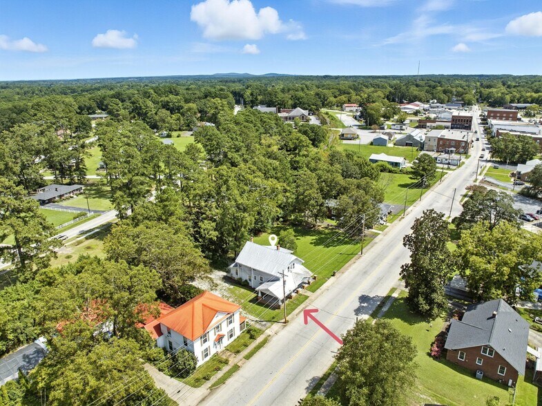 208 N Main St, Prosperity, SC à vendre - Photo de l’immeuble – Image 2 sur 20