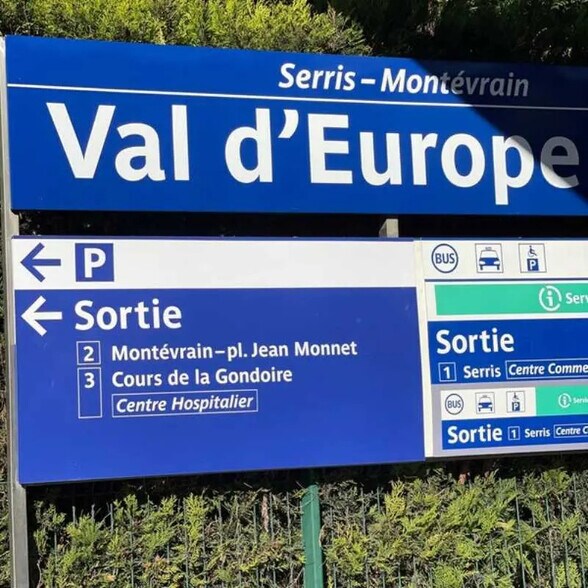 Bureau dans Chessy à vendre - Photo de l’immeuble – Image 3 sur 7