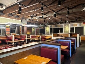 3625 S Monaco Pky, Denver, CO à louer Photo intérieure– Image 1 sur 6