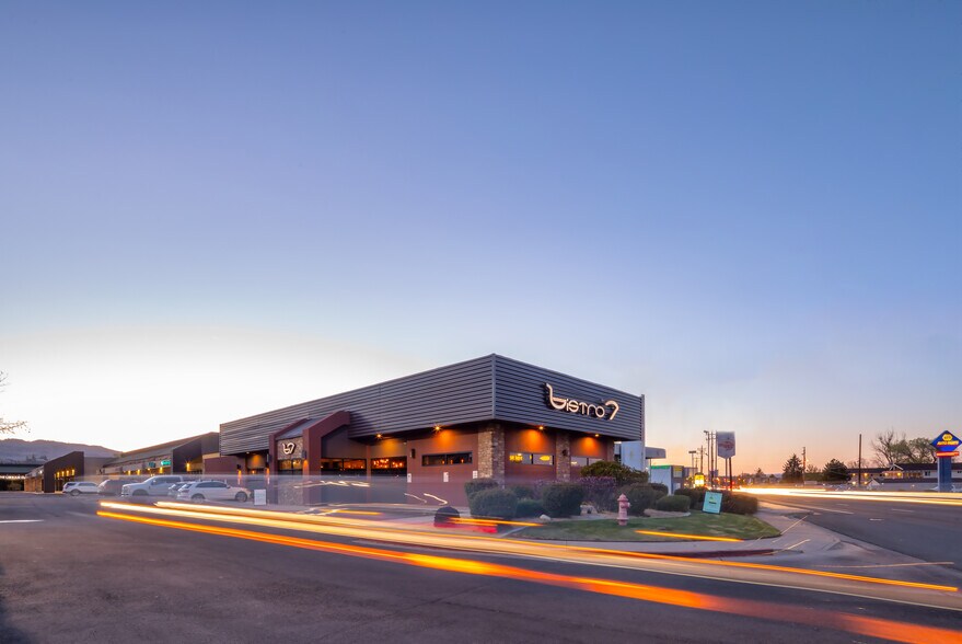 7111 S Virginia St, Reno, NV à louer - Photo de l’immeuble – Image 3 sur 4