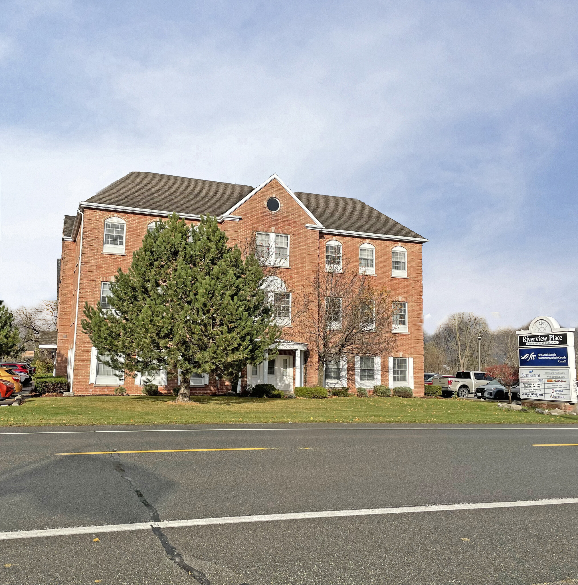 405 Riverview Dr, Chatham, ON à vendre Photo principale– Image 1 sur 12