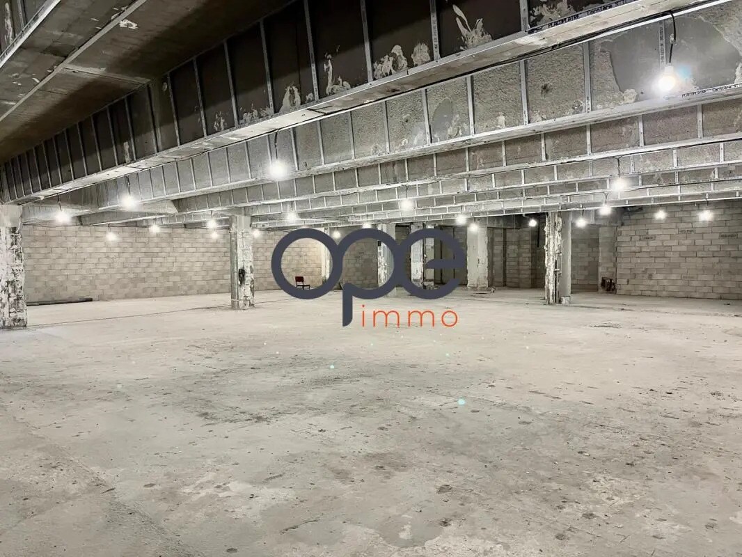 Local commercial dans Aubervilliers à louer Photo intérieure– Image 1 sur 4