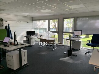 Plus de détails pour 10 Rue De Thessalie, La Chapelle-sur-Erdre - Bureau à louer