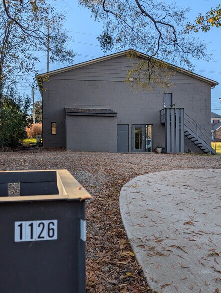 1126 N Blount St, Raleigh, NC à louer - Photo de l’immeuble – Image 2 sur 8