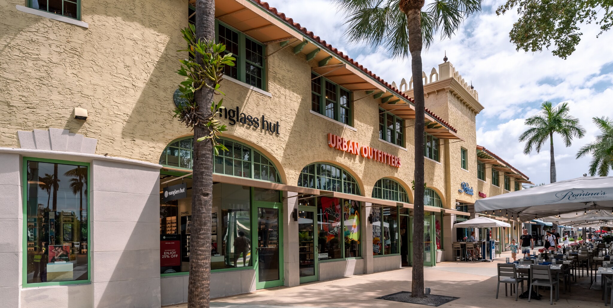 841 Lincoln Rd, Miami Beach, FL à louer Photo principale– Image 1 sur 4